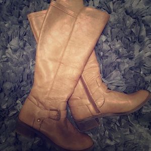 4/10$! Women’s or junior girls